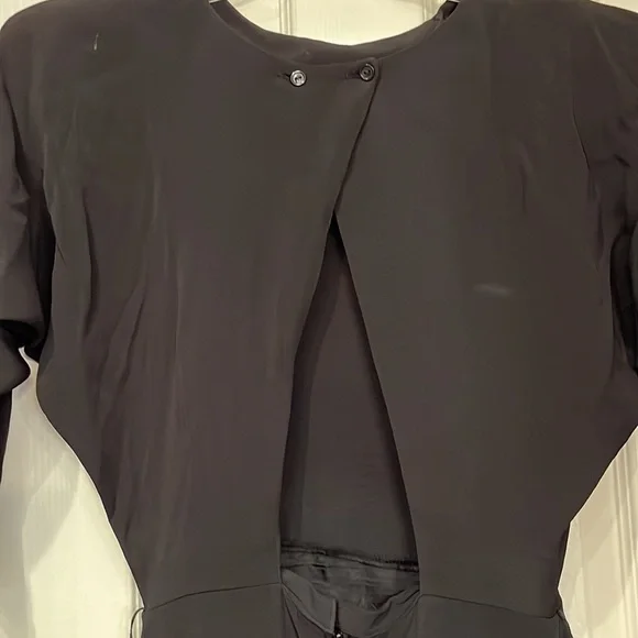 Betsy & Adam black party/cocktail dress. 8-10 crisscross back butterfly top. - Picture 3 of 13